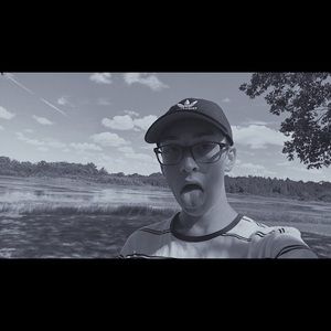 Meet your Posher, Jonathan